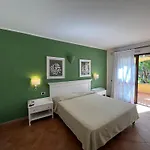 Igv Club Santagiusta 4* Costa Rei