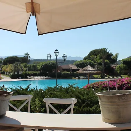 Igv Club Santagiusta Resort 4*