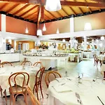 Igv Club Santagiusta Feriested 4*