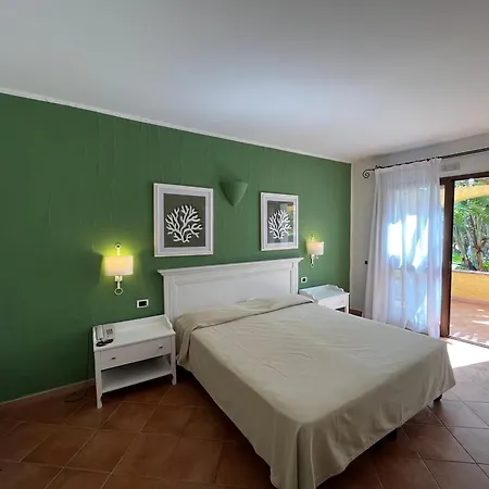 Igv Club Santagiusta 4* Costa Rei
